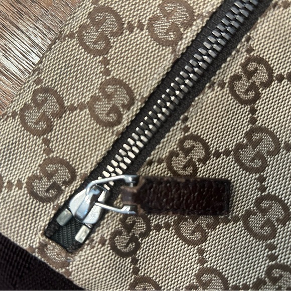 Gucci Brown Monogram Belt Bag - Picture 3 of 16
